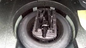 1039014511 Volkswagen 564.vw1o14 Passat 2014 Jack No Foam Tray Spare Tire