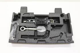 Volvo 31680034 2016 - 2026 Xc90 Emergency Jack Tool Kit With Foam Holder Oem