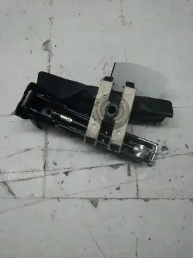 563.vo1m02 Volvo 01 - 09 S60 Car Lift Jack Tool Oem Aa 57357