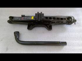 Volvo 564.vo1n13 Jack And Tools Factory Kit Fits S60 2013 415434