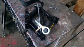 Volvo 564.vo1o08 V50 2008 Jack 1104378