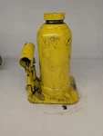 Ford F-250 F-350 Super Duty 4 Ton Hydraulic Bottle Jack Oem Factory Yellow 2019 Used. Price: $70.00.