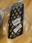 Toyota / Genuine Oem Jack Plug Cover, Highlander Hv 52742-48020 New. Price: $49.00.