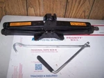 10-13 Kia Soul Original Factory Jack W/crank No Wrench Used. Price: $68.04.