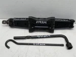 Honda Odyssey 2003 Jack 640655 Used. Price: $60.00.