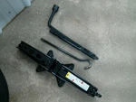 Equinox 2011 Jack 104738680 Used. Price: $78.49.