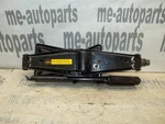 96-02 Cadillac Deville Seville Eldorado Jack & Tool Handle Kit Assy 25533185 Used. Price: $59.93.