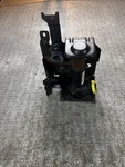 Chevrolet Colorado Screw Jack 2004 Used. Price: $58.74.