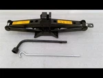 Jack And Tools Factory Kit Fits Murano 2017 374817 Used. Price: $75.00.