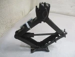 2014-2023 Jeep Cherokee Wheel Tire Jack Assembly Oem Lkq Used. Price: $63.36.