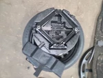 Cruze 2014 Jack 1879505 Used. Price: $94.90.
