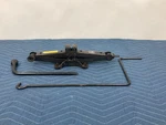 1998-2003 Toyota Sienna L10 Jack & Tool Kit 960621 Oem Used. Price: $59.99.