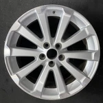 Toyota Silver Machined Lip Venza Oem Wheel 19X7.5 2009-2013 Rim Factory 69557 Used. Price: $109.18.