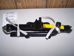 05 06 07 08 09 10 Volvo S40 Jack With Tools 578871 Used. Price: $52.38.