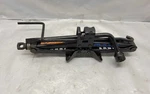 911106151 Jack Assembly Toyota Corolla 14 16 17 18 19 Used. Price: $84.00.