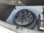 Emergency Roadside Tools Toolkit Jack Lugwrench Hyundai Genesis 2015 970943 Used. Price: $155.00.