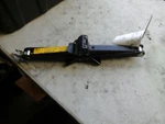 2004 Volvo XC90 Jack Used. Price: $123.48.