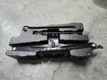 2010 - 2012 Hyundai Santa Fe Jack And Tool Kit *complete As Pictured* 91092B000 Used. Price: $80.00.
