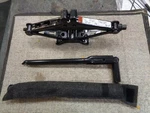 Mkz 2007 Jack 1635828 Used. Price: $74.00.