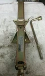 Honda Cr-v 2004 Jack 712334 Used. Price: $65.00.