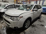 Outlander 2015 Jack 1479751 Used. Price: $99.00.