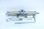 Jack Infiniti FX35 2011 1123793 Used. Price: $74.99.