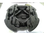 19 Hyundai Elantra Jack Scissor, Styrofoam Holder, Tools Used. Price: $105.00.