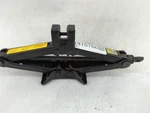 2009 Pontiac Vibe Spare Scissor Car Jack KDL0V Used. Price: $58.50.