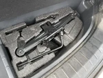 Emergency Roadside Tools Toolkit Jack Lugwrench Hyundai Santa Fe 2016 966929 Used. Price: $155.00.