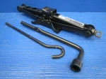 99-04 Honda Odyssey Ex Jack And Tools Kit Lug Wrench Emergency Roadside Oem. B49 Used. Price: $57.00.