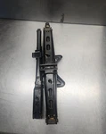 2002-2010 Saturn Vue Jack & Tool Kit Assembly (wheel Wrench) 22664791 22728583 Used. Price: $60.00.
