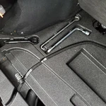 Prius 2016 Jack 1087659 Used. Price: $88.16.