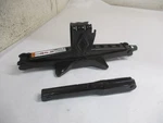 2009-2017 Chevrolet Traverse Wheel Tire Jack Assembly W/tool Oem Lkq Used. Price: $79.35.