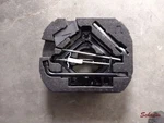 2011 Jaguar Xf Jack 1916677 Used. Price: $79.00.