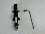 Mazda 2023 Jack 2780073 Used. Price: $110.00.