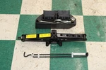 13-17 Range Rover Emergency Replacement Scissor Jack Set Oem Used. Price: $146.99.