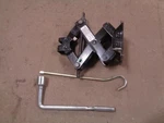 Aveo 2007 Jack And Wrench 1107692 Used. Price: $74.00.