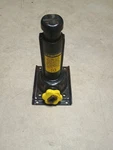 2000-2013 Nbs Chevrolet Gmc Complete Emergency Spare Tire Jack Oem 15732622 Used. Price: $40.00.