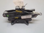 Jack Assembly 96897612 Fits 2004-2011 Chevrolet Aveo 57898 Used. Price: $28.49.