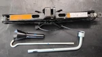 2021 Nissan Rouge Jack And Tools 581736 Used. Price: $86.99.