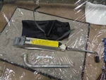 Passat 2004 Jack 1868236 Used. Price: $74.00.