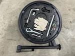 2005 Mercedes Benz Class S320 Jack Kit And Carrier Used. Price: $109.25.
