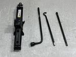 Durango 2014 Jack 2763030 Used. Price: $85.00.