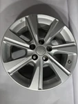2011-2013 Toyota Highlander Wheel 17X7-1/2 Oem Factory See Pics Used. Price: $95.00.