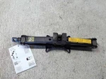 Corolla 2007 Jack 681649 Used. Price: $63.00.