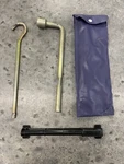 1997 - 2001 Honda Crv Oem Scissor Jack Emergency Spare Tire Tool Kit Rare Used. Price: $60.00.