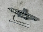 Murano 2014 Jack 2808819 Used. Price: $85.00.