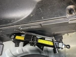 Emergency Roadside Tools Toolkit Jack Lugwrench Sportage 2015 1021973 Used. Price: $150.00.