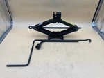 00-07 Toyota Avalon Emergency Spare Tire Jack Assembly W/tools And Lug Wrench . Used. Price: $89.99.