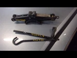 Accord 2003 Jack 1061815 Used. Price: $63.00.